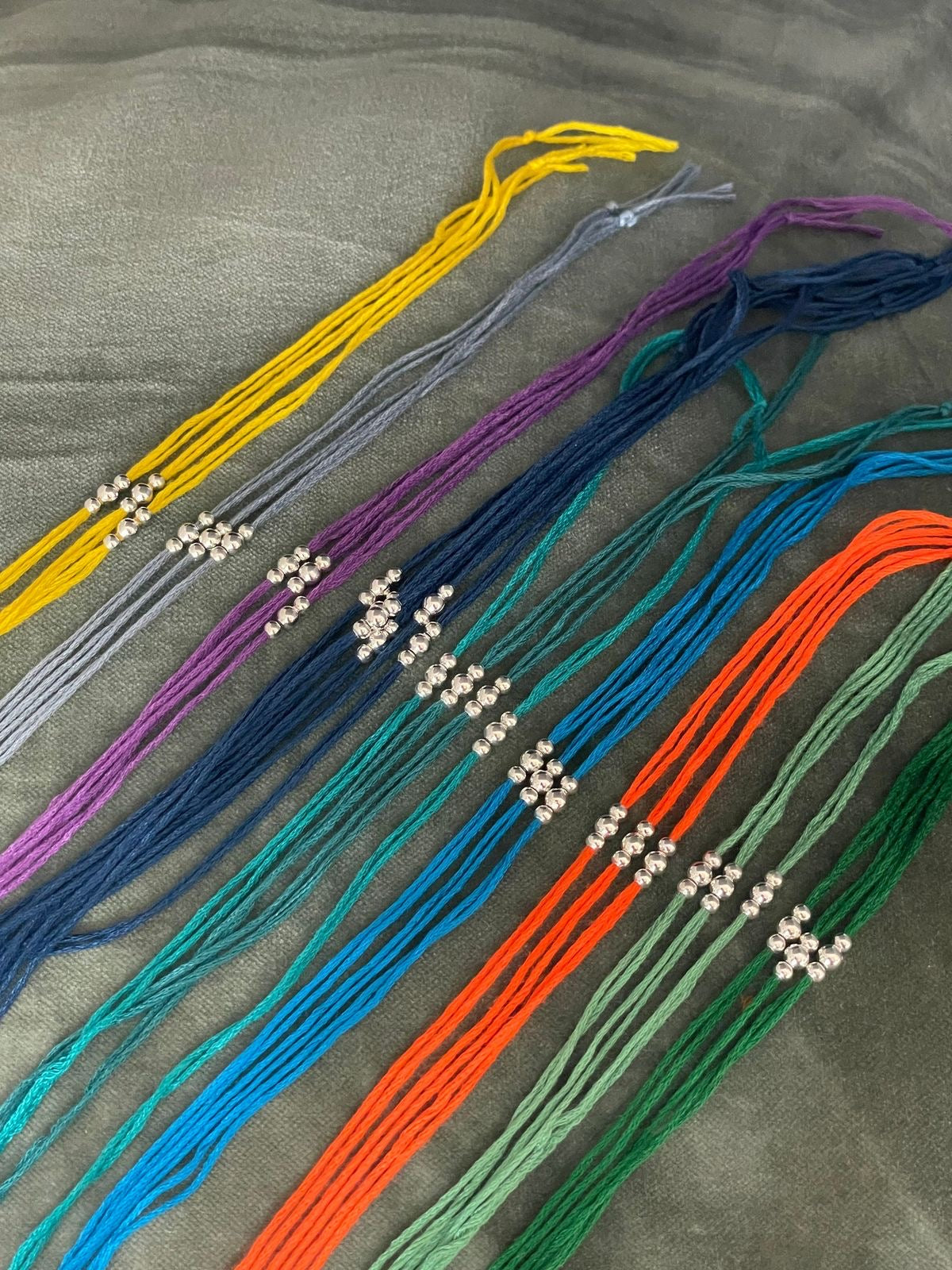 Simple Rakhis
