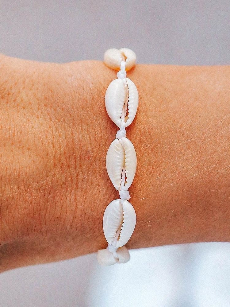 Cowrie Shell Bracelet – thediasporacollective